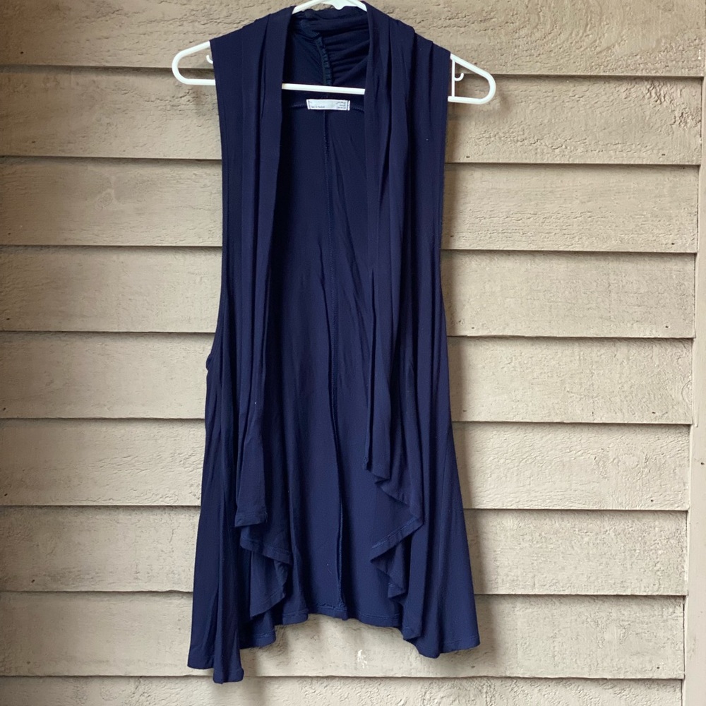 Jacky & Jamie Navy Flowy Vest